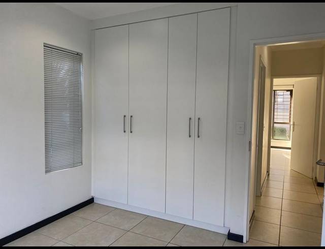 2 BEDROOM APARTMENT FOR SALE IN LONEHILL